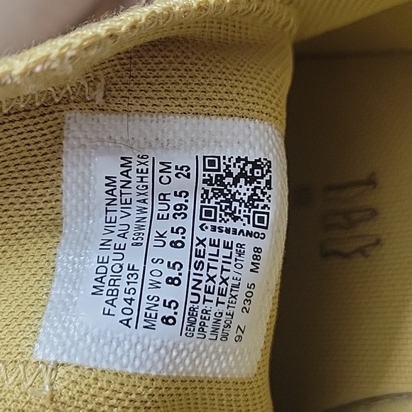 Converse shoes women Brand new. - Picture 13 of 14